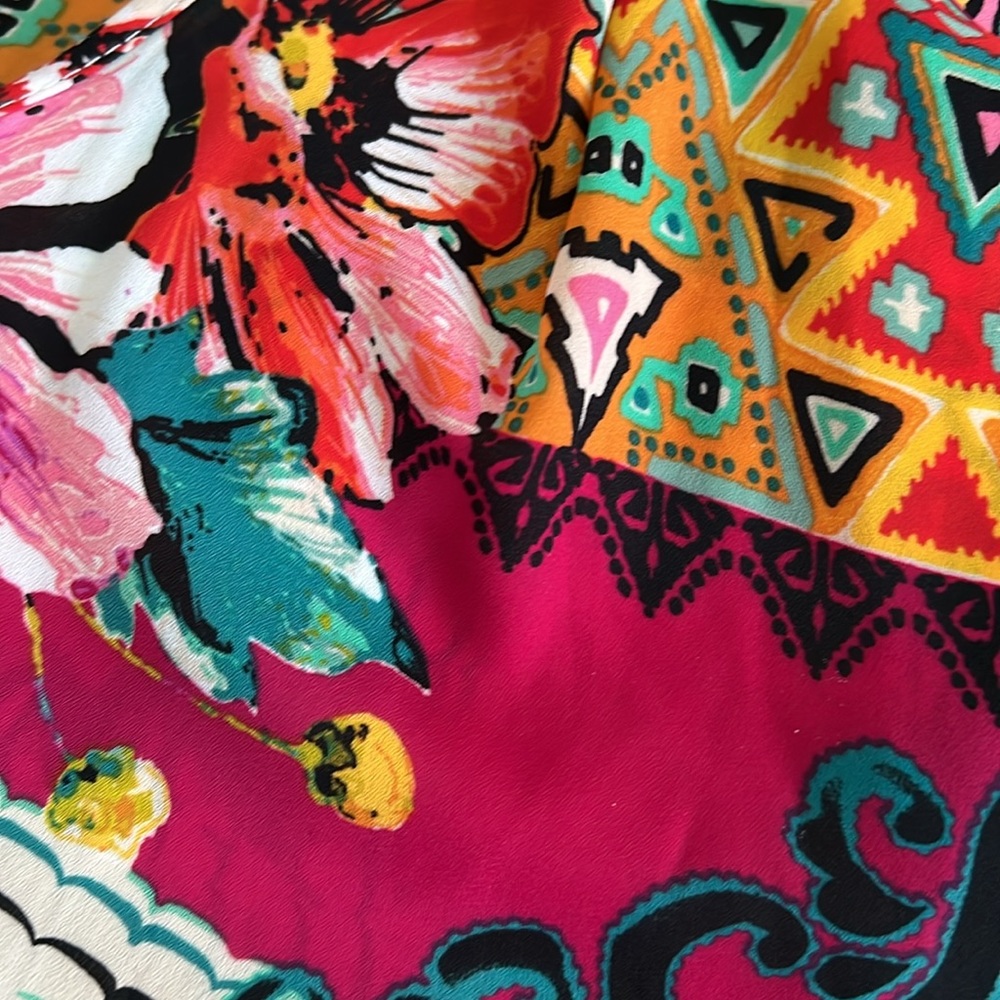 Depended Colorful Patchwork Top - Picture 9 of 10